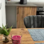 Timelessroom24 Einzelzimmer & Doppelzimmer Bis Zu 15p