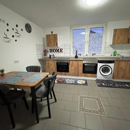 Appartement Timelessroom24 Einzelzimmer & Doppelzimmer Bis Zu 15p Herten (North Rhine-Westphalia)
