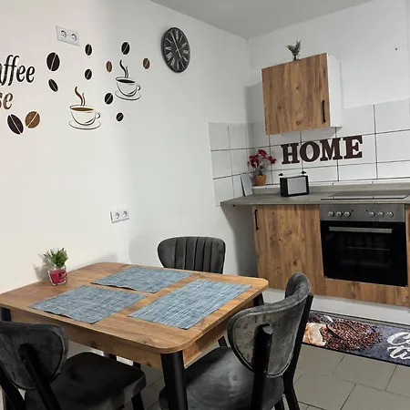 Timelessroom24 Einzelzimmer & Doppelzimmer Bis Zu 15p *