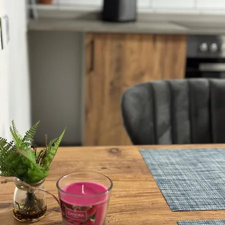 Timelessroom24 Einzelzimmer & Doppelzimmer Bis Zu 15p